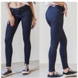 Mia and Moss Sabine skinny size 0/25